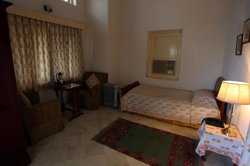 Bed and Breakfast Loharu House Джайпур Номер фото